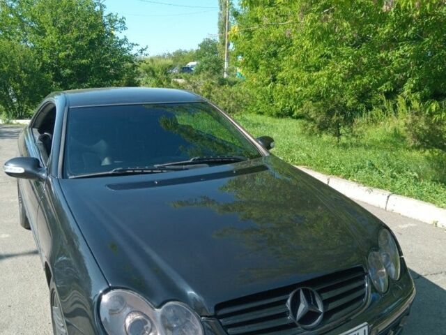 Черный Мерседес CLK-Class, объемом двигателя 2.7 л и пробегом 500 тыс. км за 7000 $, фото 1 на Automoto.ua