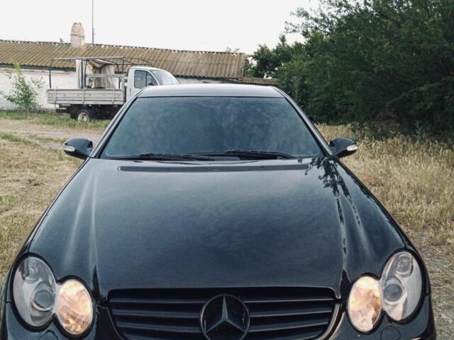 Черный Мерседес CLK-Class, объемом двигателя 2.7 л и пробегом 250 тыс. км за 5800 $, фото 1 на Automoto.ua