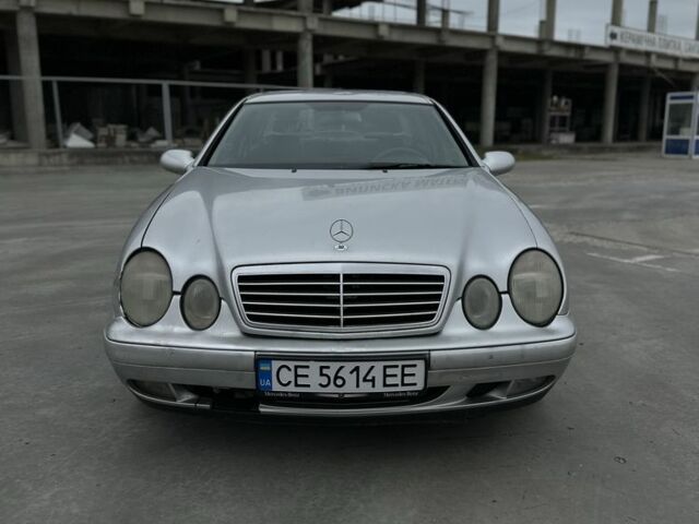 Серый Мерседес CLK-Class, объемом двигателя 2 л и пробегом 350 тыс. км за 3300 $, фото 1 на Automoto.ua