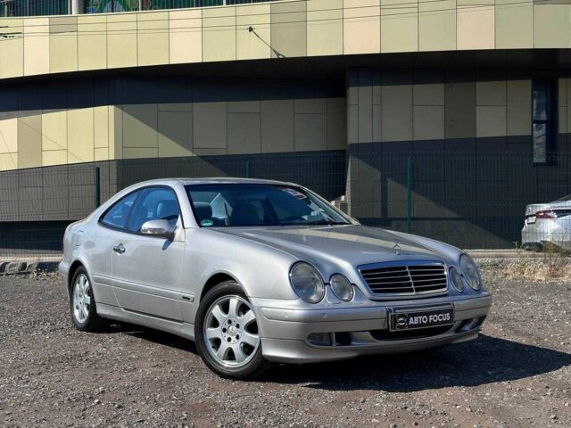 Серый Мерседес CLK-Class, объемом двигателя 2 л и пробегом 221 тыс. км за 7490 $, фото 1 на Automoto.ua