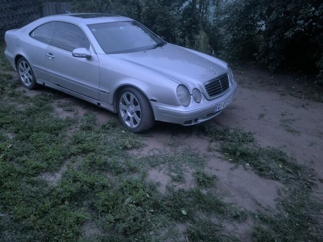 Серый Мерседес CLK-Class, объемом двигателя 0 л и пробегом 300 тыс. км за 2500 $, фото 1 на Automoto.ua