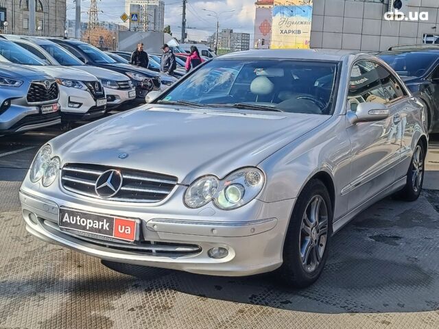 Сірий Мерседес CLK-Class, об'ємом двигуна 3.2 л та пробігом 294 тис. км за 8290 $, фото 1 на Automoto.ua