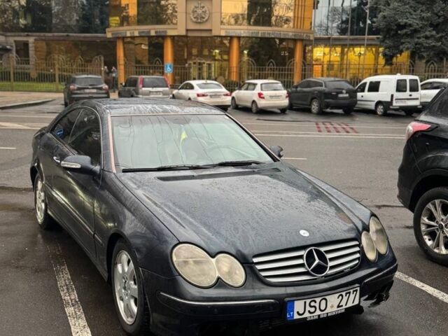 Серый Мерседес CLK-Class, объемом двигателя 2.7 л и пробегом 364 тыс. км за 2000 $, фото 1 на Automoto.ua