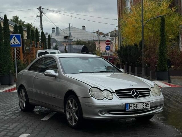 Серый Мерседес CLK-Class, объемом двигателя 2.4 л и пробегом 300 тыс. км за 3000 $, фото 1 на Automoto.ua