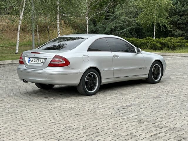 Серый Мерседес CLK-Class, объемом двигателя 1.8 л и пробегом 270 тыс. км за 5400 $, фото 1 на Automoto.ua