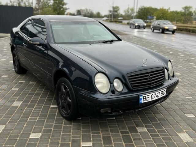 Синій Мерседес CLK-Class, об'ємом двигуна 2 л та пробігом 243 тис. км за 3300 $, фото 1 на Automoto.ua