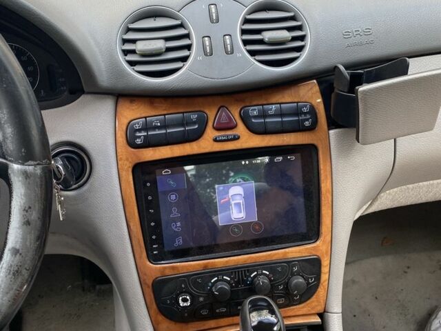 Синій Мерседес CLK-Class, об'ємом двигуна 2.6 л та пробігом 170 тис. км за 1302 $, фото 1 на Automoto.ua