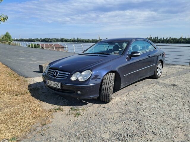Синий Мерседес CLK-Class, объемом двигателя 2.7 л и пробегом 200 тыс. км за 7500 $, фото 1 на Automoto.ua