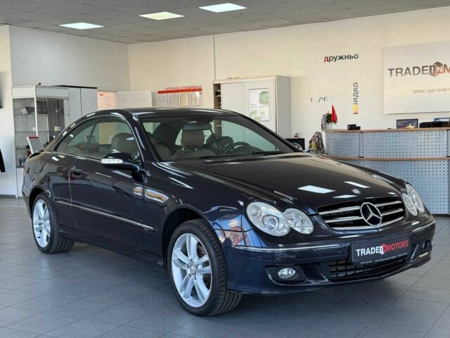 Синий Мерседес CLK-Class, объемом двигателя 3 л и пробегом 145 тыс. км за 9290 $, фото 1 на Automoto.ua