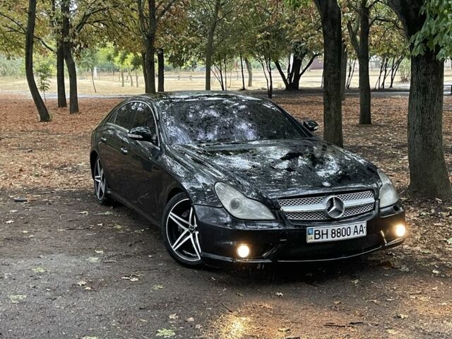 Чорний Мерседес CLS серия, об'ємом двигуна 0 л та пробігом 275 тис. км за 8000 $, фото 1 на Automoto.ua