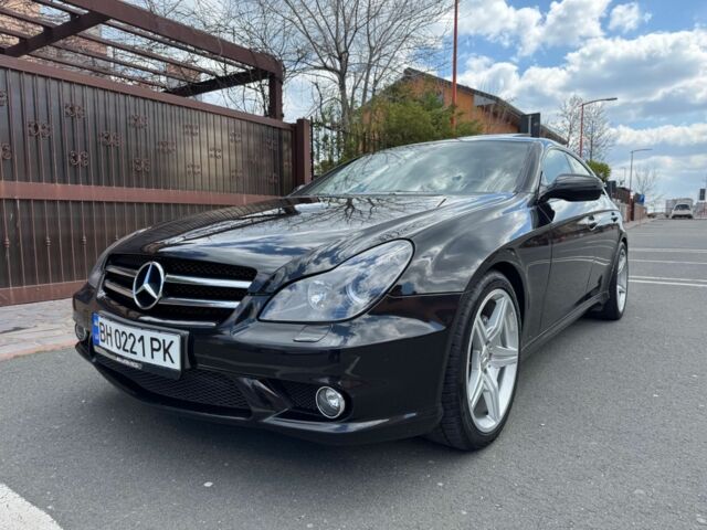 Черный Мерседес CLS серия, объемом двигателя 5.5 л и пробегом 186 тыс. км за 17500 $, фото 1 на Automoto.ua