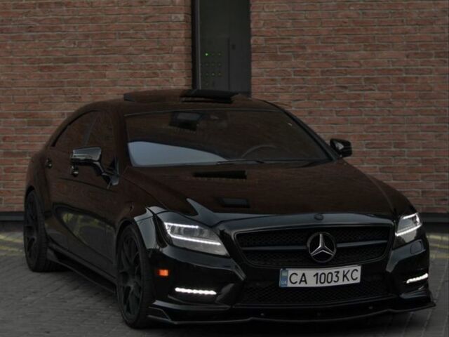 Черный Мерседес CLS серия, объемом двигателя 4.7 л и пробегом 253 тыс. км за 22000 $, фото 1 на Automoto.ua