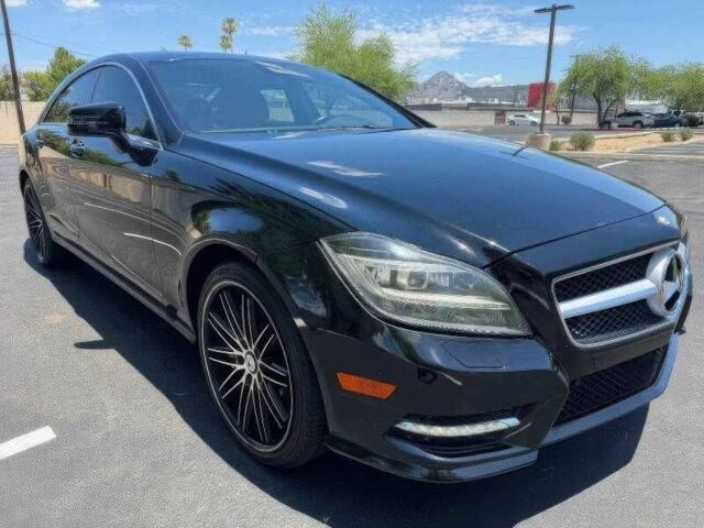 Чорний Мерседес CLS серия, об'ємом двигуна 4.7 л та пробігом 132 тис. км за 8900 $, фото 1 на Automoto.ua