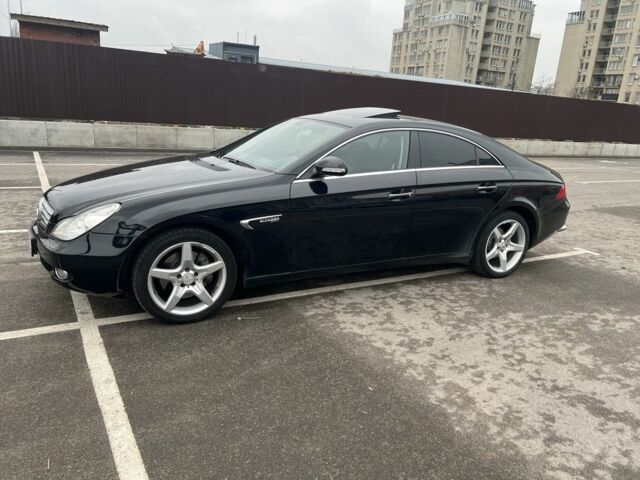 Чорний Мерседес CLS серия, об'ємом двигуна 5 л та пробігом 280 тис. км за 10000 $, фото 1 на Automoto.ua