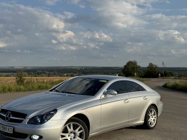 Серый Мерседес CLS серия, объемом двигателя 3.5 л и пробегом 224 тыс. км за 8500 $, фото 1 на Automoto.ua