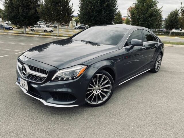Серый Мерседес CLS серия, объемом двигателя 3 л и пробегом 107 тыс. км за 29000 $, фото 1 на Automoto.ua