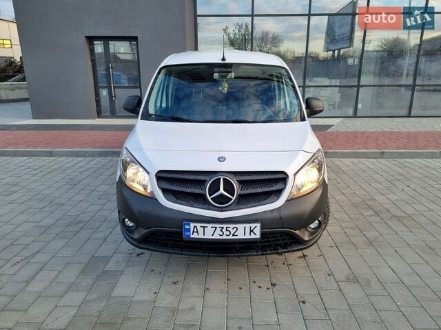 Мерседес e-Citan, объемом двигателя 1.5 л и пробегом 300 тыс. км за 12888 $, фото 1 на Automoto.ua