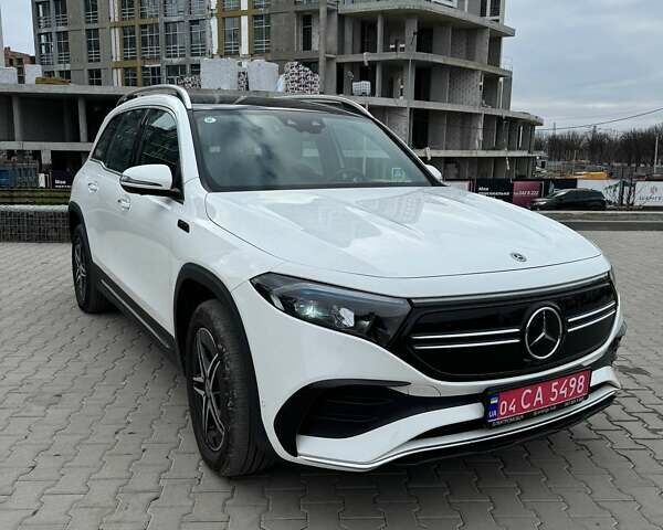 Білий Мерседес EQB, об'ємом двигуна 0 л та пробігом 26 тис. км за 31200 $, фото 1 на Automoto.ua