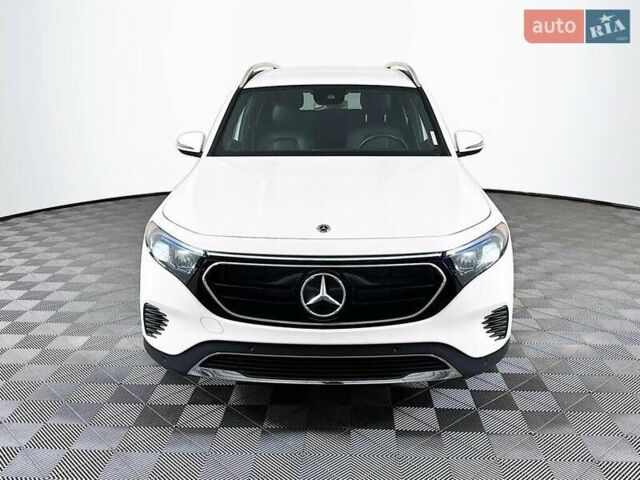 Белый Мерседес EQB, объемом двигателя 0 л и пробегом 9 тыс. км за 11200 $, фото 1 на Automoto.ua