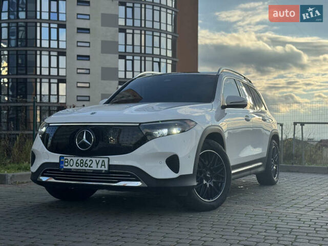 Белый Мерседес EQB, объемом двигателя 0 л и пробегом 5 тыс. км за 34800 $, фото 1 на Automoto.ua