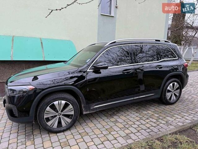 Чорний Мерседес EQB, об'ємом двигуна 0 л та пробігом 22 тис. км за 29400 $, фото 1 на Automoto.ua