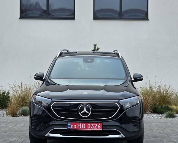 Черный Мерседес EQB, объемом двигателя 0 л и пробегом 14 тыс. км за 35500 $, фото 1 на Automoto.ua