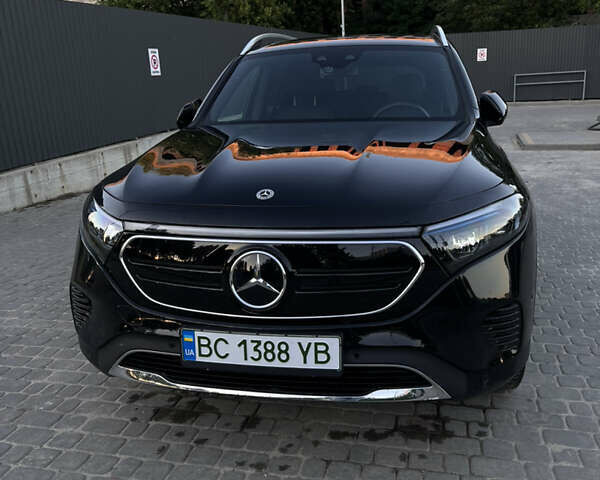 Мерседес EQB, об'ємом двигуна 0 л та пробігом 32 тис. км за 32000 $, фото 1 на Automoto.ua