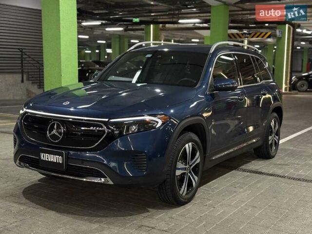 Синий Мерседес EQB, объемом двигателя 0 л и пробегом 4 тыс. км за 29500 $, фото 1 на Automoto.ua