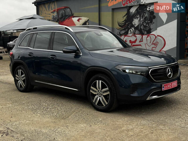Синій Мерседес EQB, об'ємом двигуна 0 л та пробігом 64 тис. км за 29500 $, фото 1 на Automoto.ua