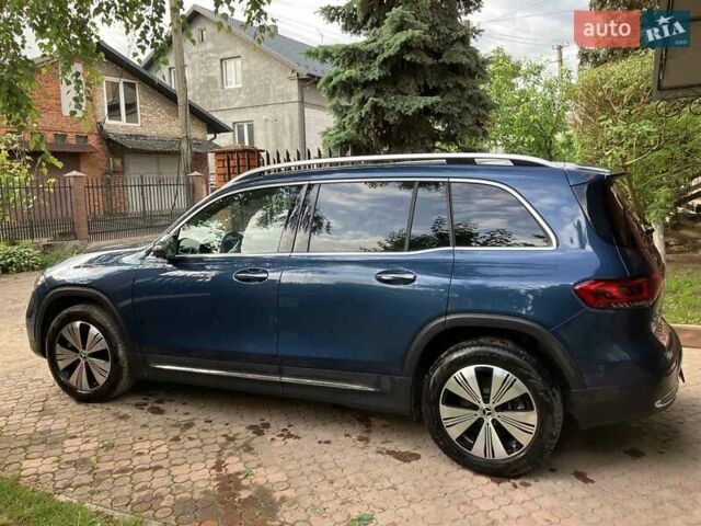Синий Мерседес EQB, объемом двигателя 0 л и пробегом 30 тыс. км за 31300 $, фото 1 на Automoto.ua
