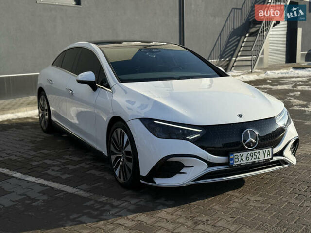 Белый Мерседес EQE, объемом двигателя 0 л и пробегом 76 тыс. км за 48000 $, фото 1 на Automoto.ua