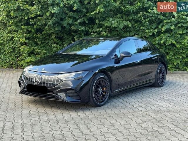 Чорний Мерседес EQE, об'ємом двигуна 0 л та пробігом 46 тис. км за 29800 $, фото 1 на Automoto.ua