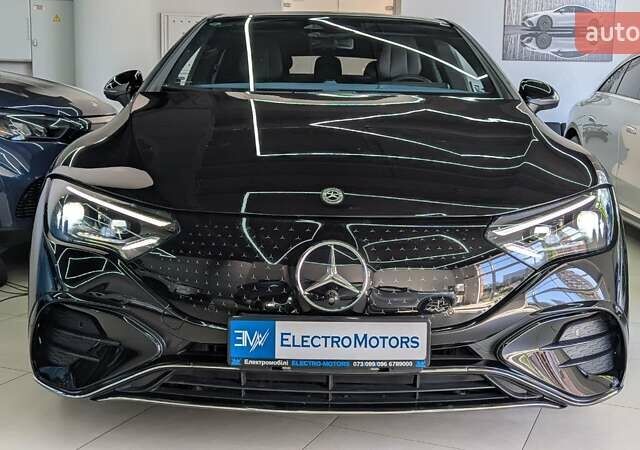 Черный Мерседес EQE, объемом двигателя 0 л и пробегом 27 тыс. км за 37999 $, фото 1 на Automoto.ua