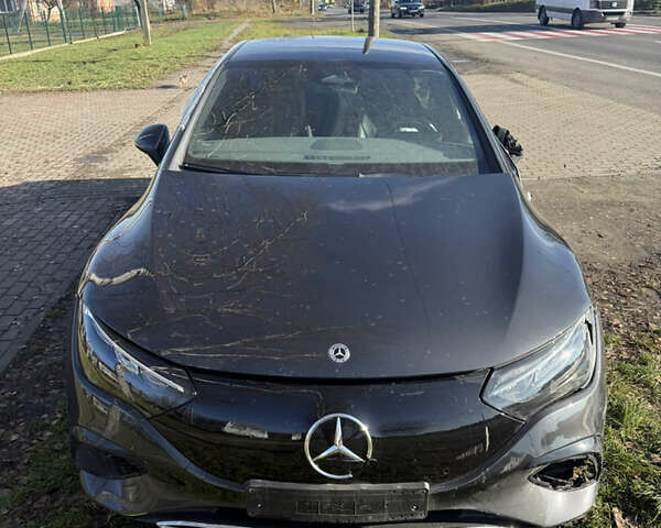 Чорний Мерседес EQE, об'ємом двигуна 0 л та пробігом 28 тис. км за 29300 $, фото 1 на Automoto.ua