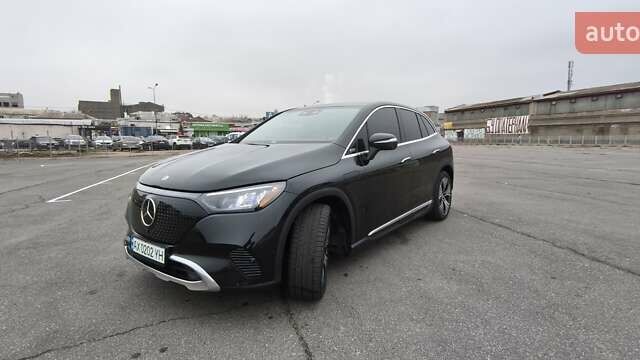 Черный Мерседес EQE, объемом двигателя 0 л и пробегом 5 тыс. км за 49999 $, фото 1 на Automoto.ua