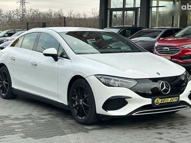 Мерседес EQE, об'ємом двигуна 4.25 л та пробігом 9 тис. км за 44900 $, фото 1 на Automoto.ua
