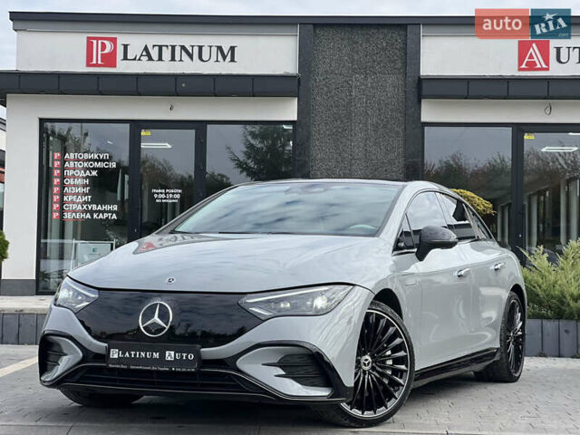 Сірий Мерседес EQE, об'ємом двигуна 0 л та пробігом 50 тис. км за 61900 $, фото 1 на Automoto.ua