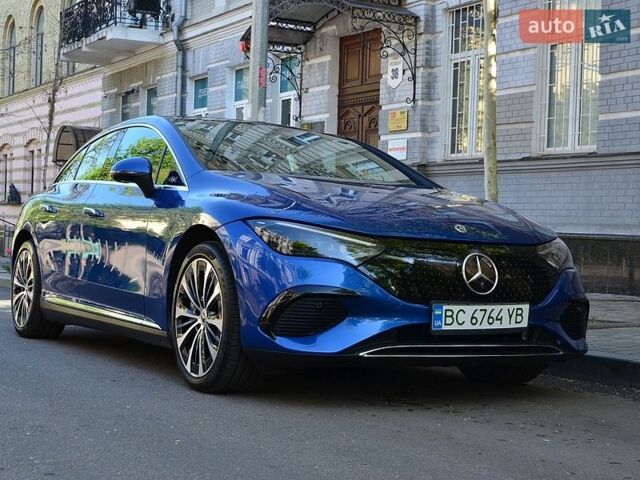 Синий Мерседес EQE, объемом двигателя 0 л и пробегом 22 тыс. км за 43300 $, фото 1 на Automoto.ua