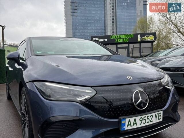 Синий Мерседес EQE, объемом двигателя 0 л и пробегом 69 тыс. км за 43800 $, фото 1 на Automoto.ua