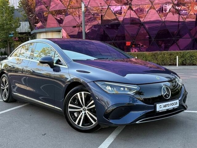 Синий Мерседес EQE, объемом двигателя 0 л и пробегом 30 тыс. км за 47990 $, фото 1 на Automoto.ua
