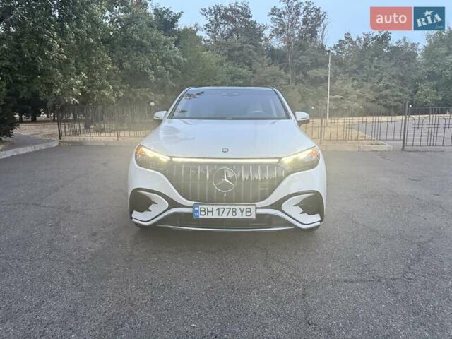 Білий Мерседес EQE SUV, об'ємом двигуна 0 л та пробігом 17 тис. км за 105999 $, фото 1 на Automoto.ua