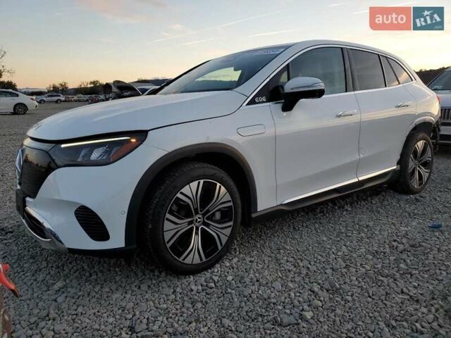 Белый Мерседес EQE SUV, объемом двигателя 0 л и пробегом 40 тыс. км за 26960 $, фото 1 на Automoto.ua