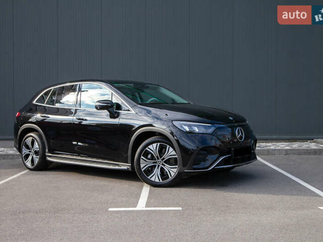 Чорний Мерседес EQE SUV, об'ємом двигуна 0 л та пробігом 15 тис. км за 51900 $, фото 1 на Automoto.ua
