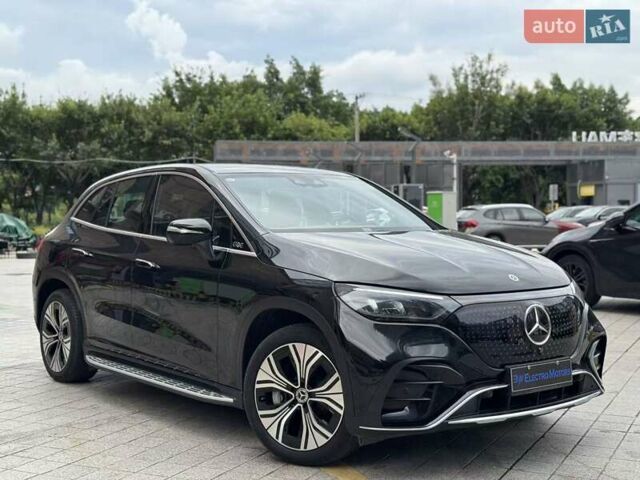 Черный Мерседес EQE SUV, объемом двигателя 0 л и пробегом 27 тыс. км за 49999 $, фото 1 на Automoto.ua