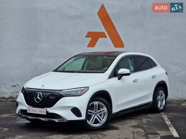 Мерседес EQE SUV, объемом двигателя 0 л и пробегом 24 тыс. км за 51990 $, фото 1 на Automoto.ua