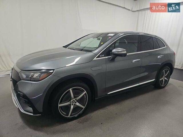 Серый Мерседес EQE SUV, объемом двигателя 0 л и пробегом 5 тыс. км за 56000 $, фото 1 на Automoto.ua
