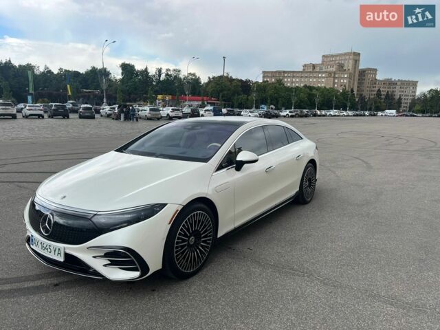 Белый Мерседес EQS, объемом двигателя 0 л и пробегом 77 тыс. км за 48000 $, фото 1 на Automoto.ua