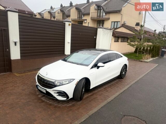 Белый Мерседес EQS, объемом двигателя 0 л и пробегом 7 тыс. км за 63499 $, фото 1 на Automoto.ua