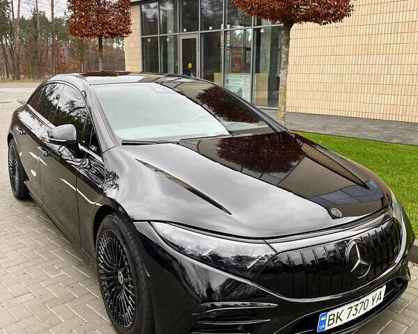 Черный Мерседес EQS, объемом двигателя 0 л и пробегом 18 тыс. км за 56000 $, фото 1 на Automoto.ua