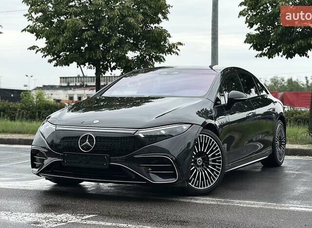 Серый Мерседес EQS, объемом двигателя 0 л и пробегом 15 тыс. км за 69999 $, фото 1 на Automoto.ua